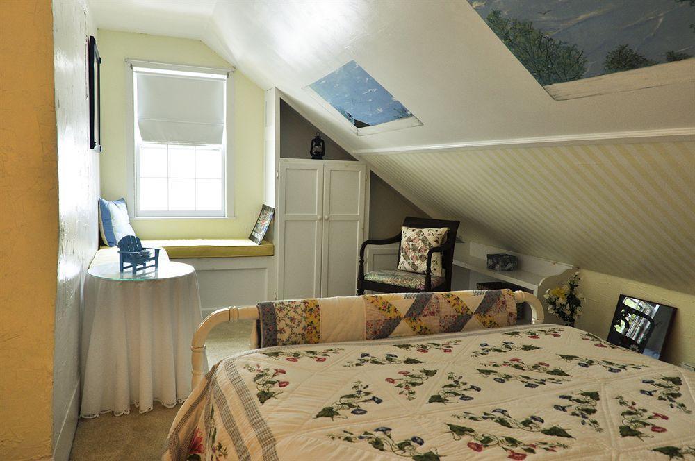 Sally Webster Inn Рокпорт Екстериор снимка